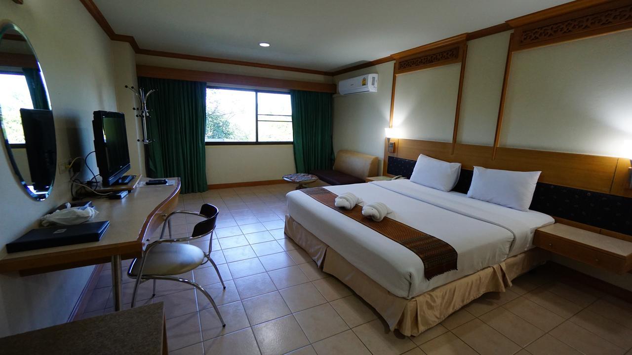 Supanich Railway Station Lejlighedshotel Chiang Mai Eksteriør billede